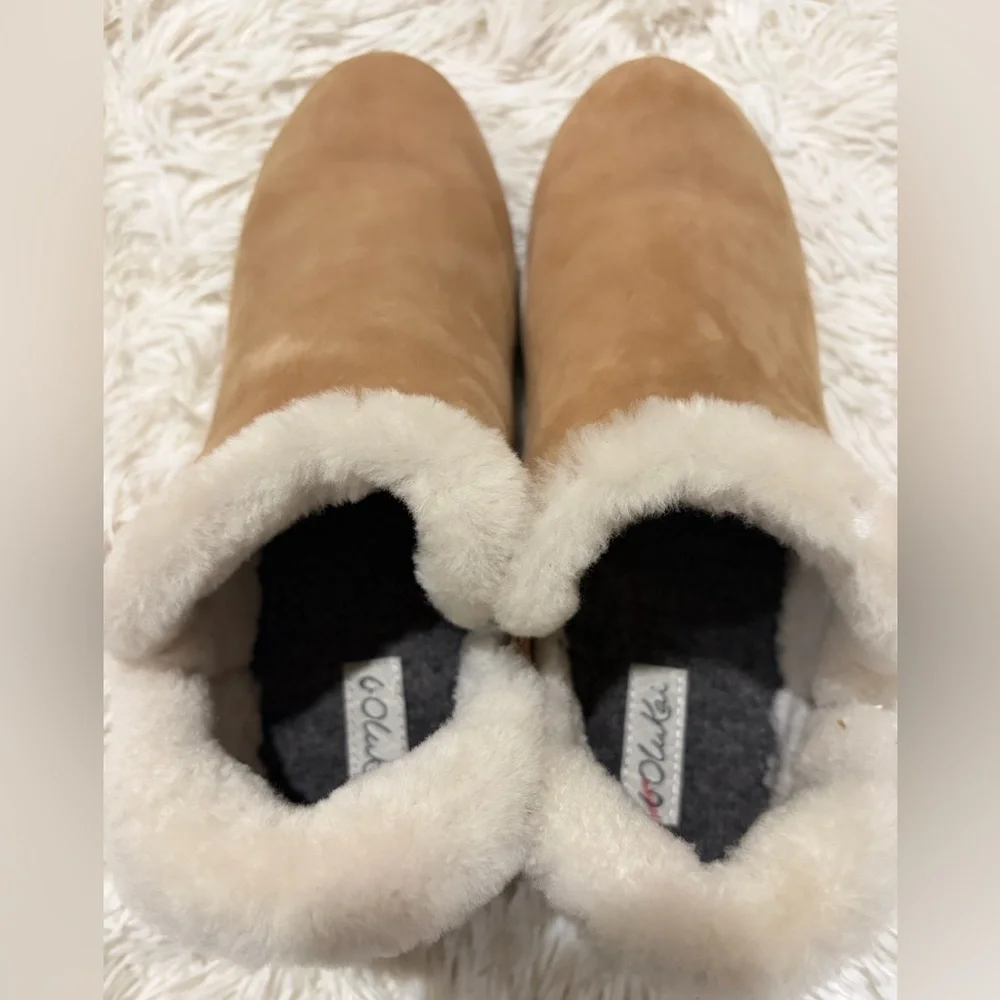 OluKai Malua Hulu Genuine Shearling - Size 9.5 - Waterproof